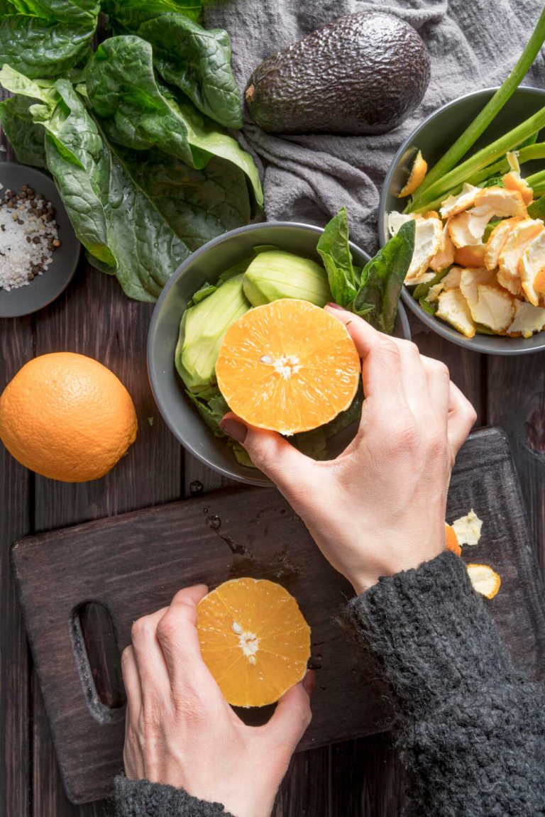 כך ויטמין C תורם לספיגת ברזל בגוף